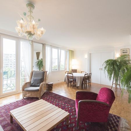 פריז Veeve - Apartment Near Pont De Grenelle מראה חיצוני תמונה