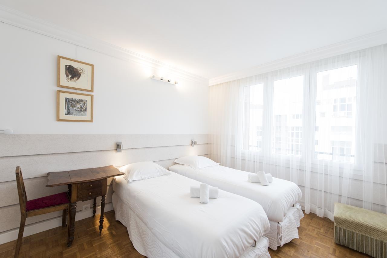 פריז Veeve - Apartment Near Pont De Grenelle מראה חיצוני תמונה