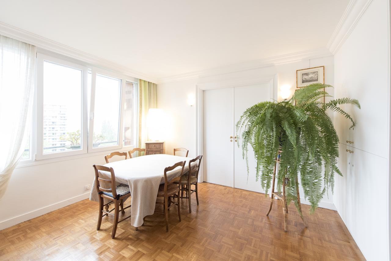 פריז Veeve - Apartment Near Pont De Grenelle מראה חיצוני תמונה